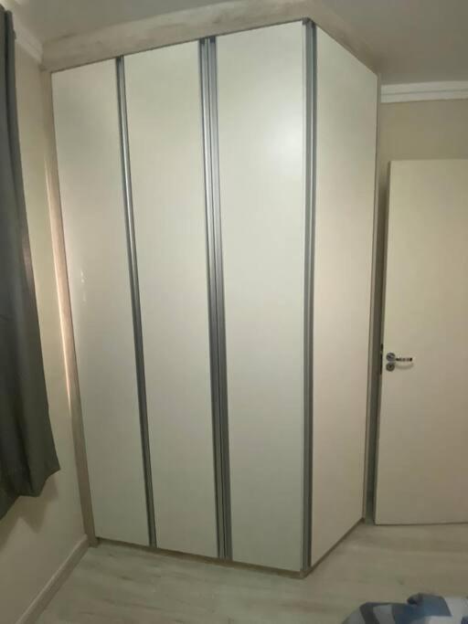 Apto Lindo/Aconchegante Perto Da Uel/Bares/ Centro Londrina Exteriör bild